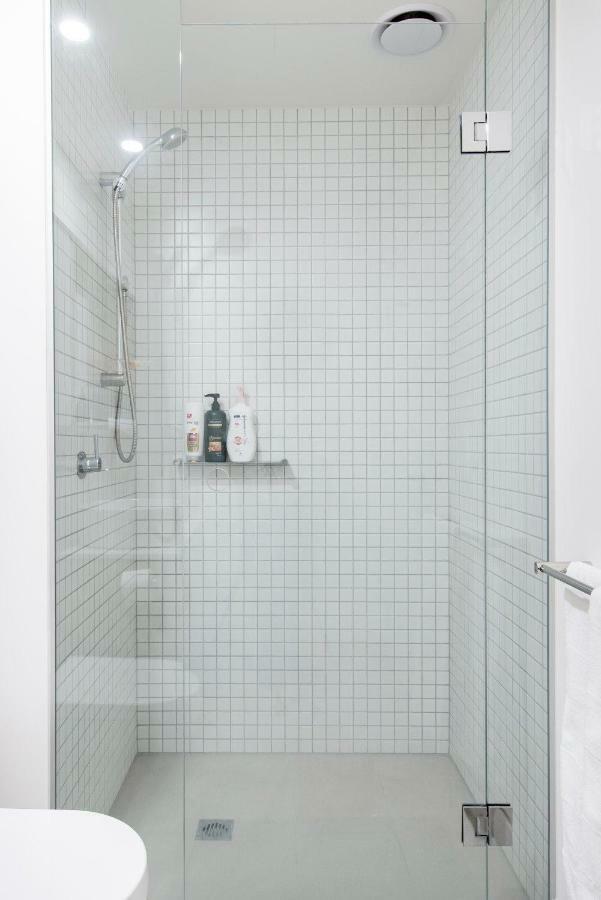 2 Bedrooms Apartment Doncaster Buitenkant foto
